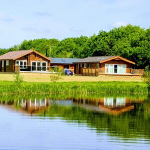 Log Cabins overlooking Frisby Lakes